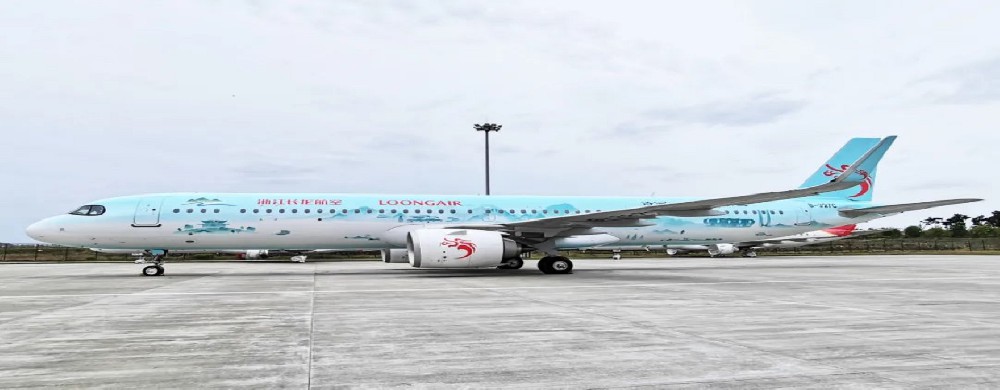 日照山太完成浙江長龍航空飛機(jī)“詩畫江南 活力浙江”主題涂裝工作